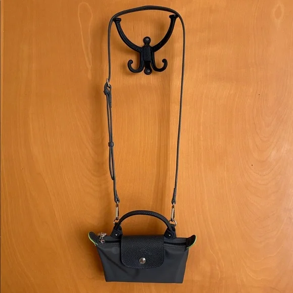 Longchamp Le Pilage Green Pouch with Strap and insert - Picture 9 of 16